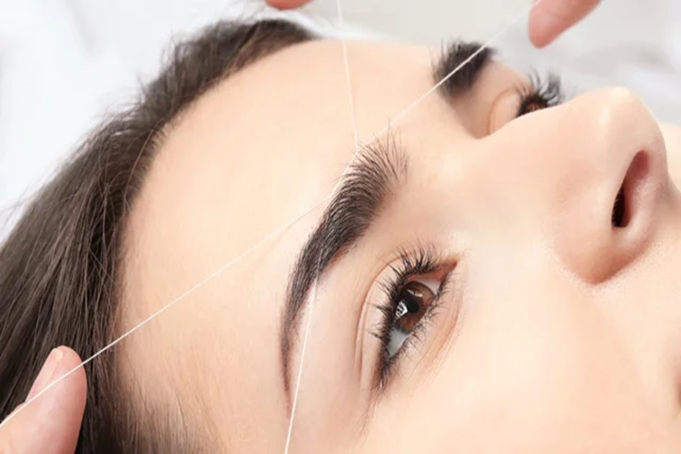 Eyebrow tinting services